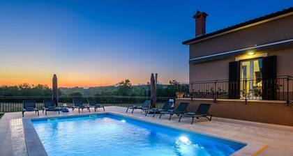 Villa Green Olive