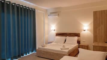 Soundproofing, free WiFi, bed sheets