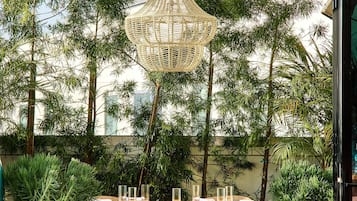 2 restaurantes, café da manhã, culinária mexicana