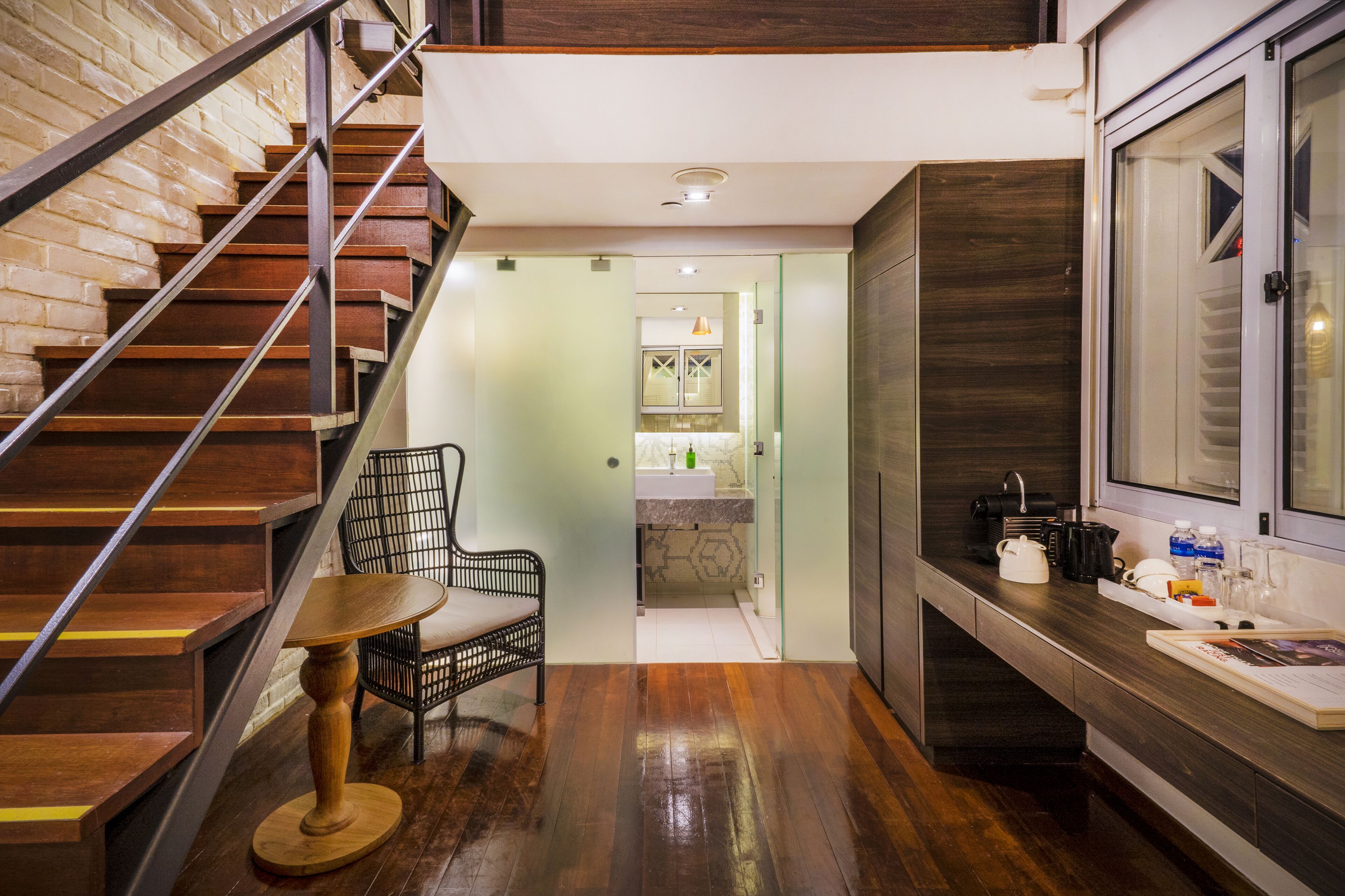 客房 (Loft Suite) | 浴室 | 淋浴設備、水療按摩蓮蓬頭、免費盥洗用品、吹風機