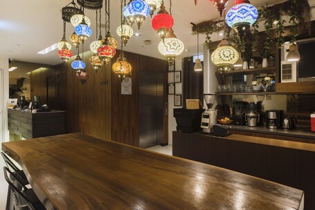 The Daulat by Hotel Calmo - Image 4