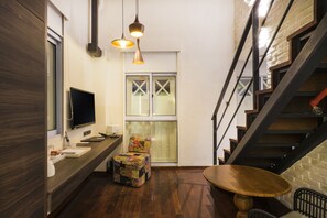 Loft Suite - The Daulat by Hotel Calmo (Singapore)