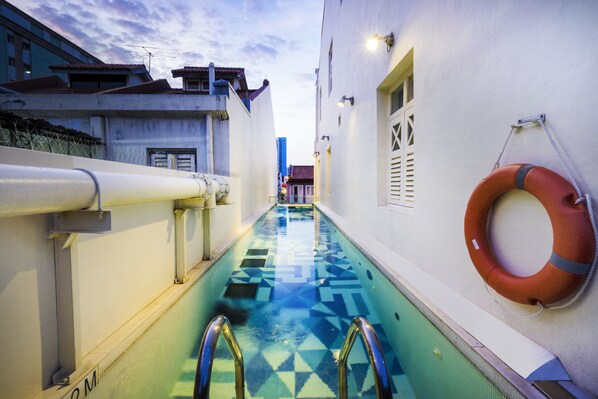 Outdoor pool - The Daulat by Hotel Calmo (Singapore)