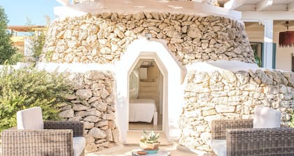 Sea villa with private pool located in Torre Ovo, Apulia