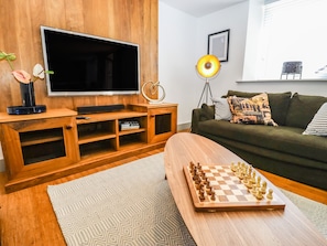 Cottage | Living room | TV