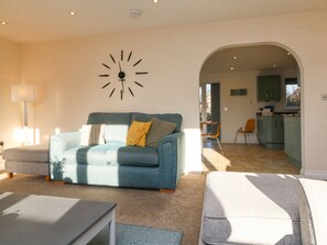 Cottage | Living area