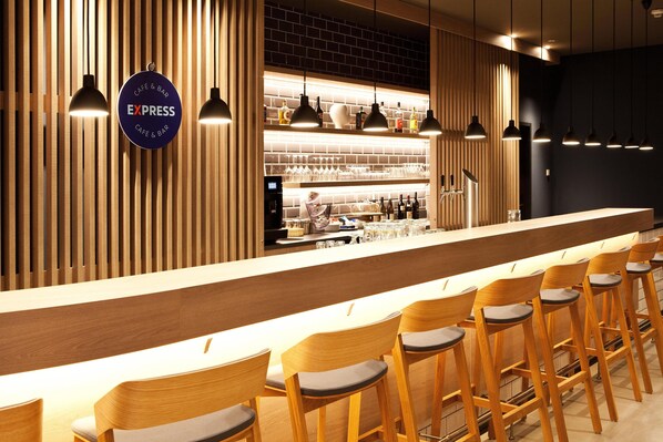 Bar (en la propiedad)