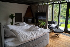 2 Schlafzimmer, Bügeleisen/Bügelbrett, Reisekinderbett, kostenloses WLAN