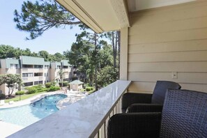 Property grounds - Come Enjoy this recently remodeled Villa (Hilton Head Island)