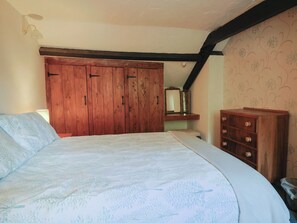 Cottage | 2 bedrooms, individually decorated, individually furnished, free WiFi - The Old Bakery (Beaminster)