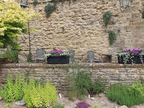 Cottage | Outdoor dining