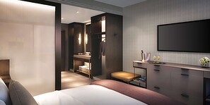 Hypo-allergenic bedding, in-room safe, blackout curtains, soundproofing - Hyatt Regency JFK Airport at Resorts World New York (South Ozone Park)