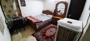 1 soverom, strykejern/-brett, wi-fi og sengetøy