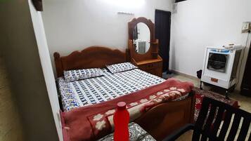 1 chambre, fer et planche à repasser, Wi-Fi, draps fournis