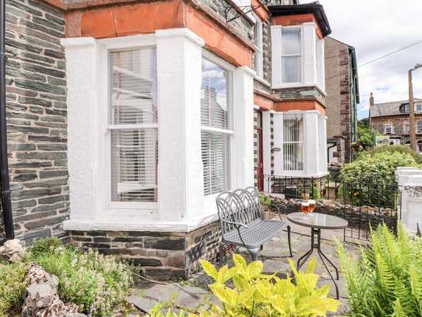 Cottage | Balcony - Oakhurst (Keswick)