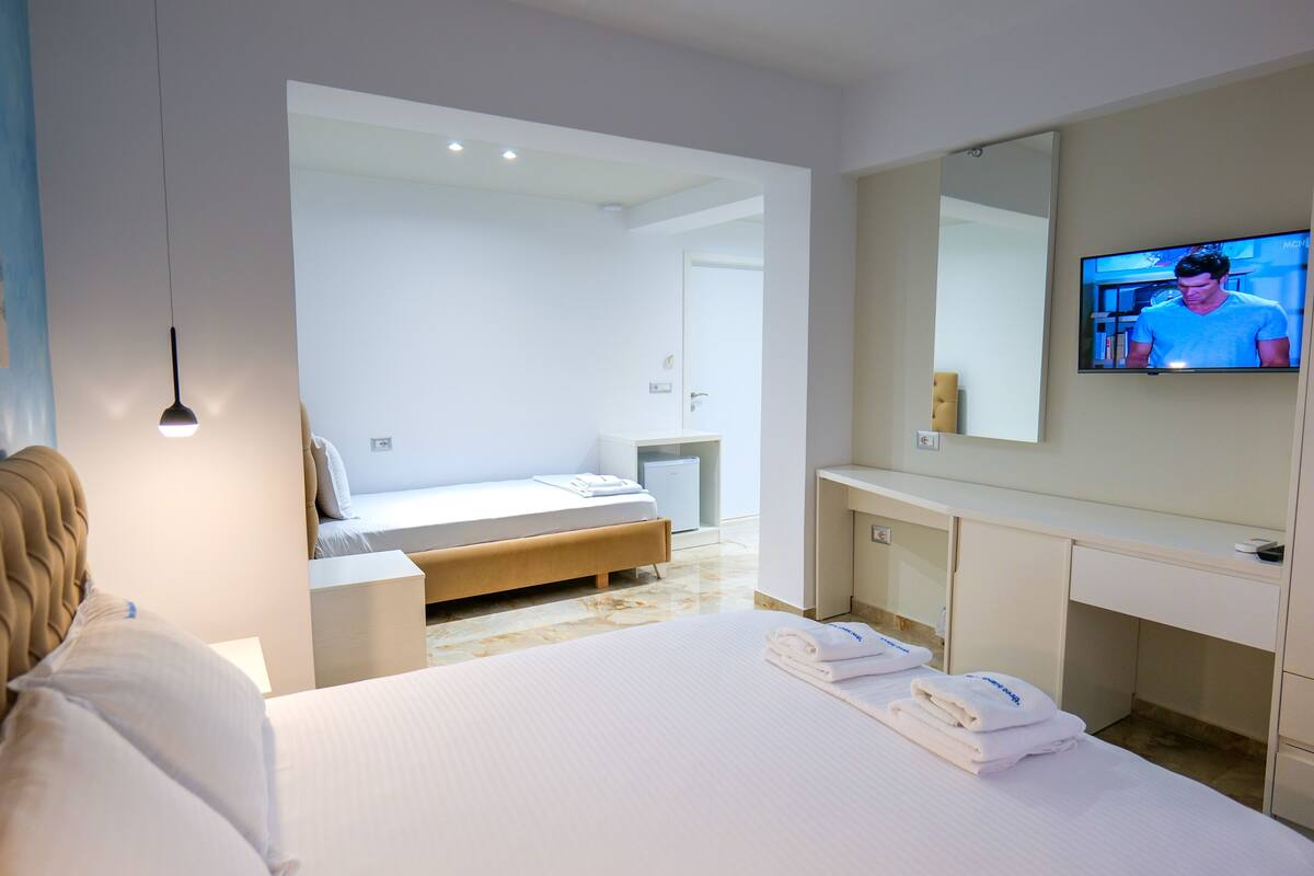 Standard-Dreibettzimmer | 1 Schlafzimmer, kostenloses WLAN, Bettwäsche