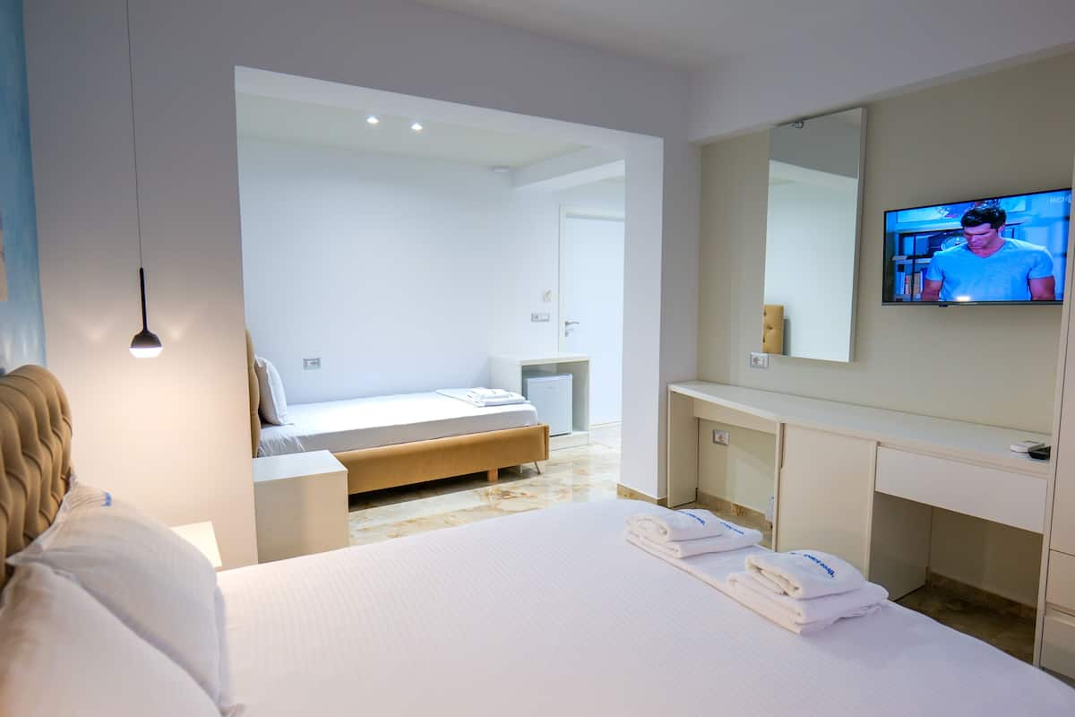 Standard-Dreibettzimmer | Kostenloses WLAN, Bettwäsche