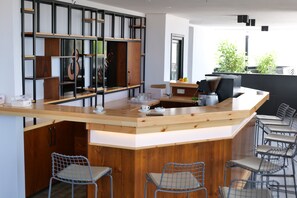 Bar (in der Unterkunft)