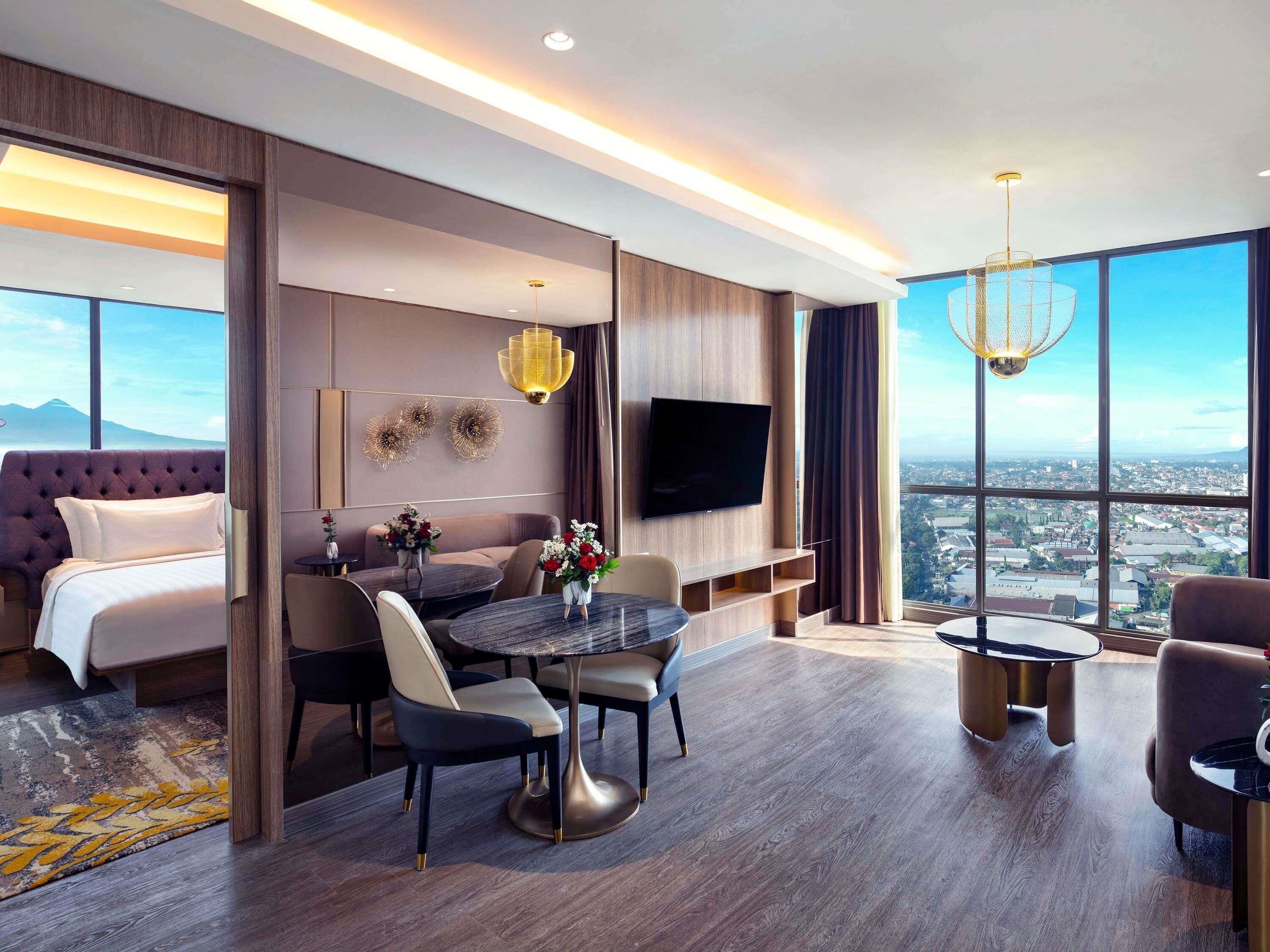 Suíte júnior, 1 cama King, vista para a montanha | Roupas de cama premium, frigobar (abastecido com itens grátis)