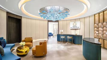 Couples treatment rooms, body treatments, aromatherapy, body scrubs