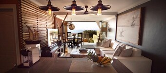 4 Dolphin views La Mercy