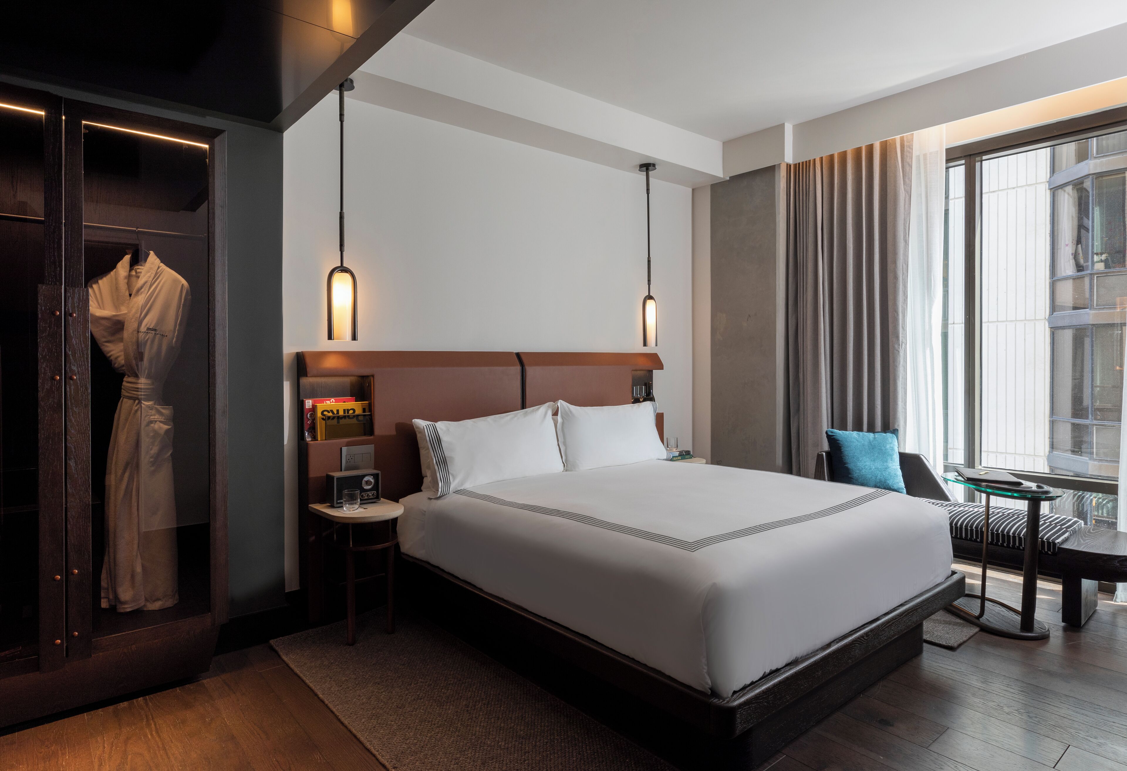 Executive Suite, 1 Bedroom | Premium bedding, down comforters, pillowtop beds, minibar