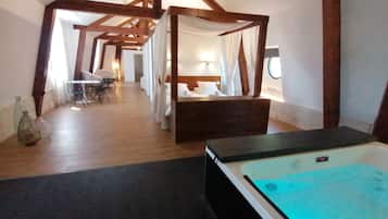 1 chambre, fer et planche Ă repasser, Wi-Fi, draps fournis