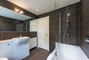 Badekar og håndklær