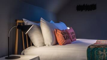 3 slaapkamers, een strijkplank/strijkijzer, wifi, beddengoed