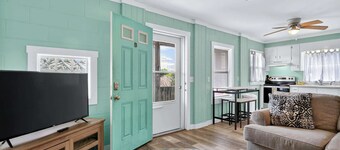 Relaxing Ground-Floor Escape in Holly Ridge