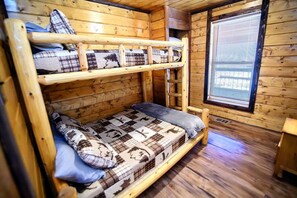 3 habitaciones, wifi gratis y ropa de cama