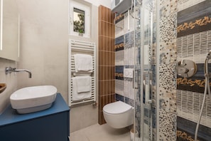 Shower, hair dryer, towels - Guest House Marica / 1-bedroom app with patio A2 (Rovinj)