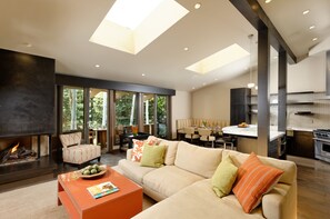 Appart'hôtel, 2 chambres | Coin séjour