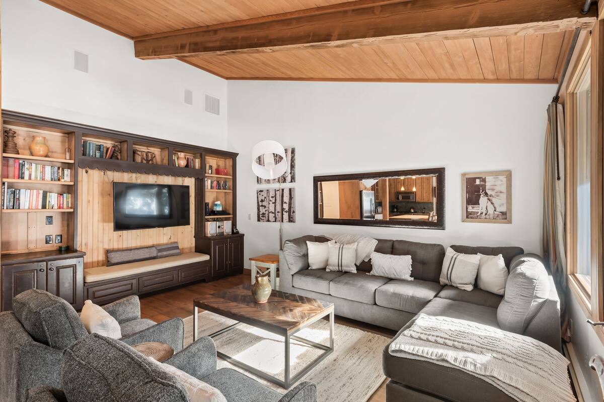 Lägenhet - 2 sovrum | Vardagsrum | Tv