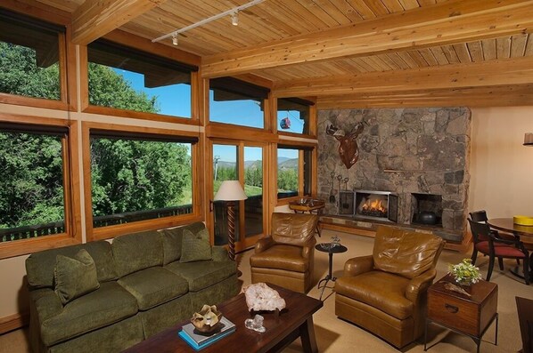 Lägenhet - 2 sovrum | Vardagsrum | Tv