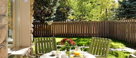 Outdoor dining
