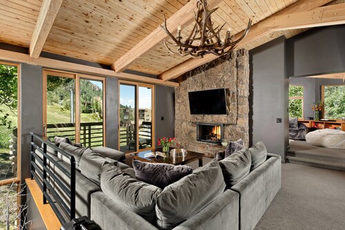 Aspen Alps Spacious 3 Bedroom Apartments - Full Kitchen, Free Wifi & Parking