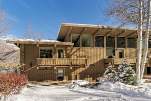 Exterior - Two Bedroom Apartments with One of a Kind Location on Slopes of Aspen Mountain! (Aspen)