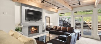 Deluxe 3 & 4 Bedroom Aspen Apartments Next to Silver Queen Gondola