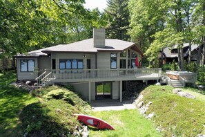 House, 4 Bedrooms | Exterior