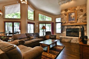 House, 4 Bedrooms | Living room - Cheif Lake Lodge 4 Bedroom Home by RedAwning (Hayward)