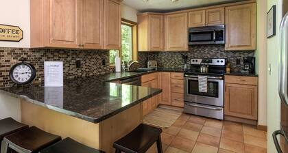 Okemo Westwood Condo 3 Bedroom Condo by RedAwning