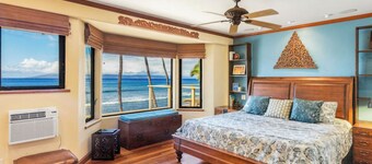 Spectacular Oceanfront 4 Bedroom
