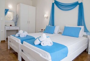 Lägenhet Comfort | 2 sovrum, individuell inredning, unika möbler och skrivbord