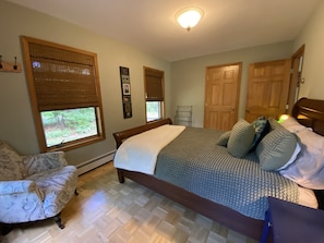 5 chambres, bureau, accès au Wi-Fi (inclus), literie fournie