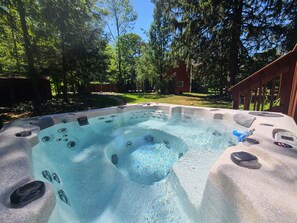 Baignoire à remous extérieure