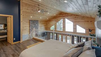 3 slaapkamers, een bureau, een strijkplank/strijkijzer, gratis wifi