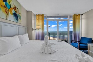 Individually decorated, individually furnished, free WiFi, bed sheets - Stunning Oceanfront View Atlantica Tower (Myrtle Beach)