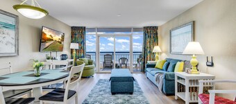Stunning Oceanfront View Atlantica Tower