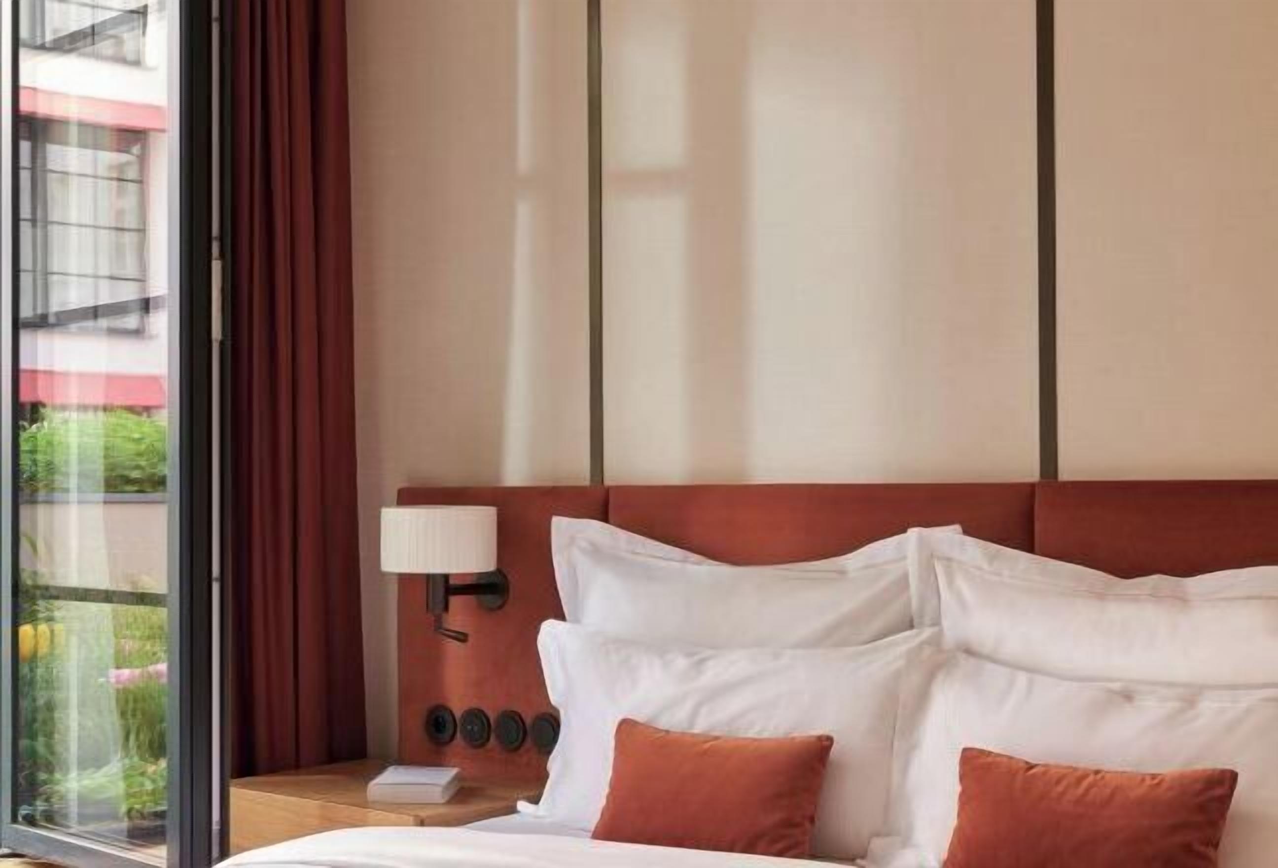 Egyptian cotton sheets, premium bedding, down comforters, in-room safe